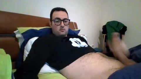 Snapshot of gullit93 chatting on 1, 2, 2026 gullit93 online show from 1, 2, 2026