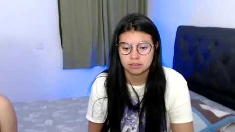 Vane blonde and Hazell black hair online show from 18, 12, 2024