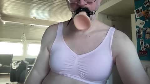 Snapshot of gummicasual chatting on 9, 2, 2026 gummicasual online show from 9, 2, 2026