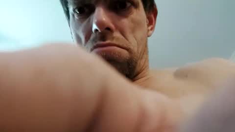 gunnarssonbenni33 online show from 18, 4, 2026