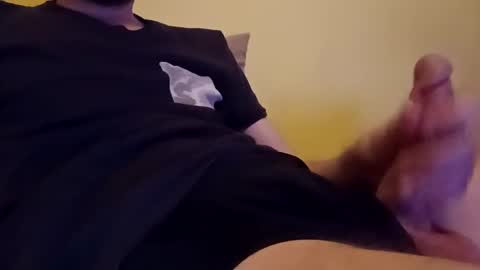 Snapshot of gunwo80 chatting on 5, 1, 2025 gunwo80 online show from 5, 1, 2025