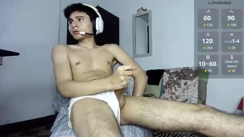 Snapshot of guts1_ chatting on 30, 10, 2025 Guts online show from 30, 10, 2025