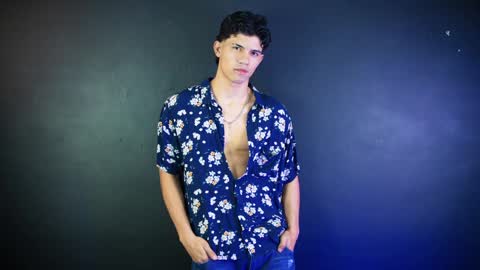 Snapshot of guts_x chatting on 6, 11, 2025 Guts online show from 6, 11, 2025