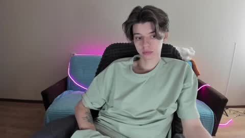 guy_liam1 online show from 24, 12, 2024