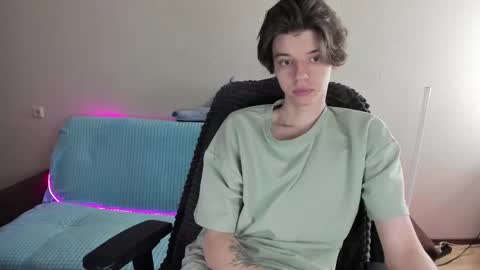 guy_liam1 online show from 11, 2, 2025