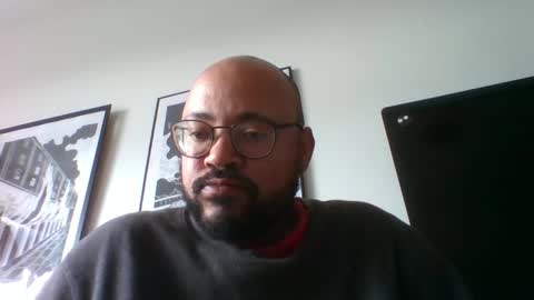 Snapshot of guy_wood15 chatting on 1, 10, 2025 guy_wood15 online show from 1, 10, 2025