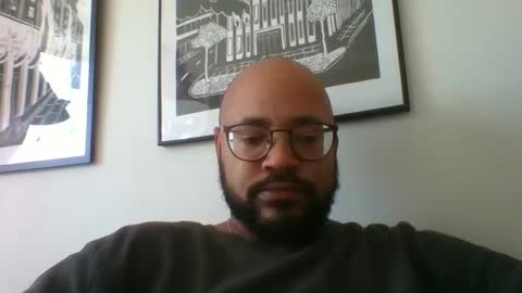 Snapshot of guy_wood15 chatting on 2, 10, 2025 guy_wood15 online show from 2, 10, 2025