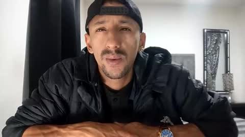 karim online show from 10, 4, 2026