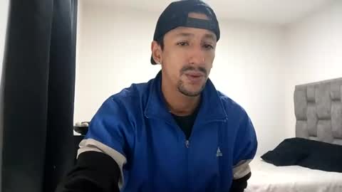 Snapshot of guykarim chatting on 17, 7, 2026 karim online show from 17, 7, 2026