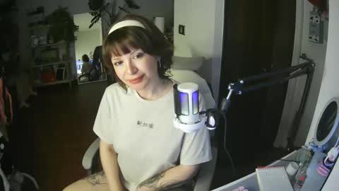 gvieangelic online show from 5, 1, 2025