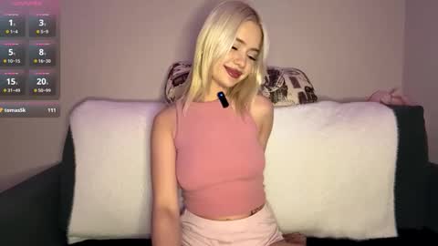 Snapshot of gwendolynharkey chatting on 23, 9, 2025 Alice online show from 23, 9, 2025