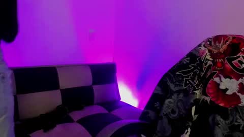 gwenhazel online show from 18, 9, 2025