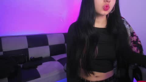 gwenhazel online show from 1, 10, 2025