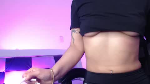 gwenhazel online show from 3, 11, 2025