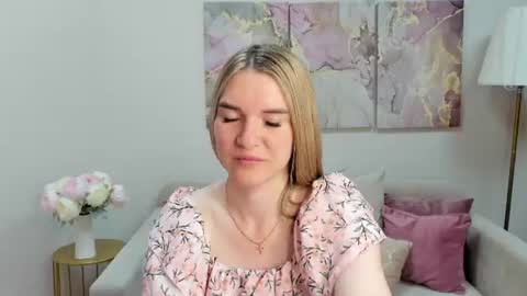 gwensmitt online show from 8, 7, 2026