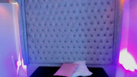 Gyal Smith online show from 8, 6, 2026