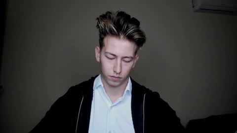 Oliver online show from 28, 12, 2024