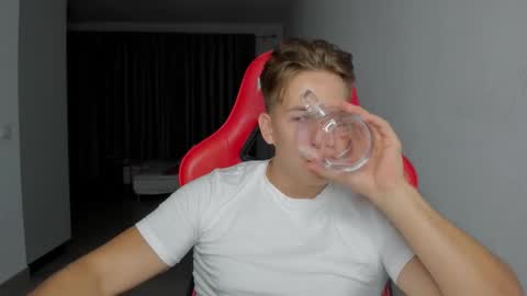 Oliver online show from 22, 10, 2025