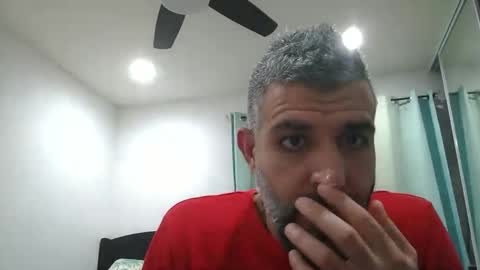 h0nest84 online show from 18, 2, 2025