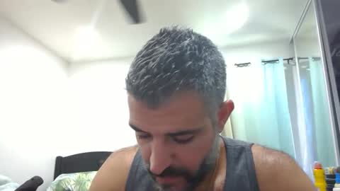 h0nest84 online show from 5, 10, 2025