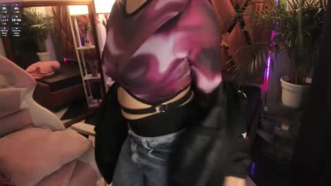 Haely online show from 3, 1, 2025