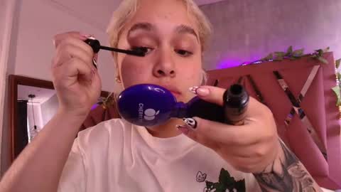 Haely online show from 6, 10, 2025