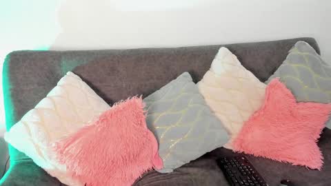 Snapshot of haileebeer_ chatting on 12, 12, 2024 Hailee online show from 12, 12, 2024