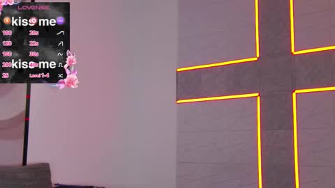 HaileyPeach online show from 18, 12, 2025