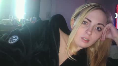 Snapshot of haileyakuma69 chatting on 28, 2, 2025 Hailey and d online show from 28, 2, 2025