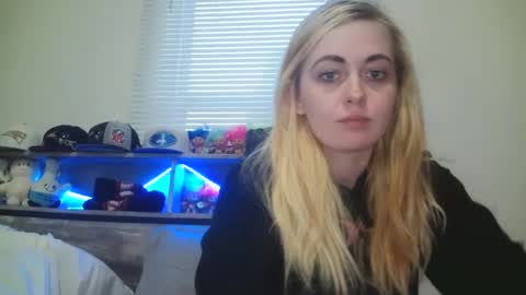 Snapshot of haileyakuma69 chatting on 3, 3, 2025 Hailey and d online show from 3, 3, 2025