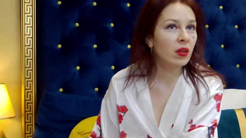 Snapshot of haileymoon85 chatting on 23, 12, 2024 Hailey online show from 23, 12, 2024