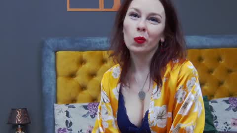 Snapshot of haileymoon85 chatting on 3, 2, 2025 Hailey online show from 3, 2, 2025