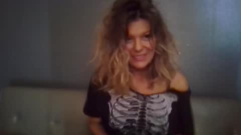 Snapshot of haileys123 chatting on 31, 10, 2025 Hailey online show from 31, 10, 2025