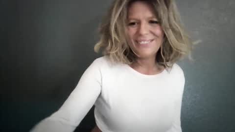 Hailey online show from 4, 6, 2026
