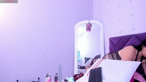 haileystonei online show from 9, 2, 2025