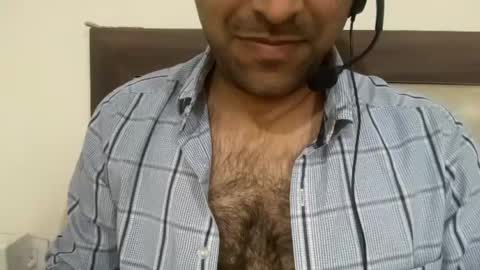 hairy_alpha online show from 3, 7, 2026