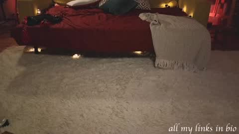 Snapshot of hairy_mary_ chatting on 12, 1, 2025 Mary Ly online show from 12, 1, 2025