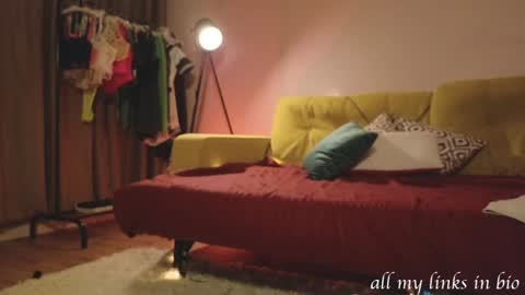 Snapshot of hairy_mary_ chatting on 19, 1, 2025 Mary Ly online show from 19, 1, 2025