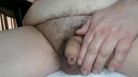 hairyarmpit_lover_1970 online show from 27, 2, 2026