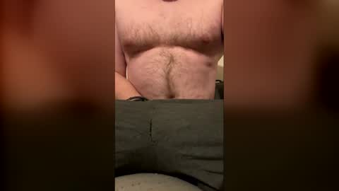 hairychest222141 online show from 3, 12, 2025