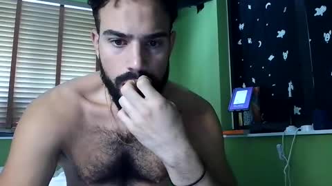 Snapshot of hairyholetop chatting on 3, 12, 2024 hairyholetop online show from 3, 12, 2024