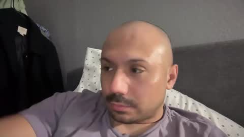 hairyman30000 online show from 24, 2, 2025