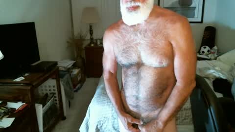 Snapshot of hairypecsguy chatting on 7, 7, 2026 Hairy pecs online show from 7, 7, 2026