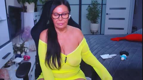 Monika online show from 26, 10, 2025