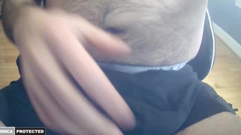 Snapshot of hairyuncut1705 chatting on 13, 2, 2026 hairyuncut1705 online show from 13, 2, 2026