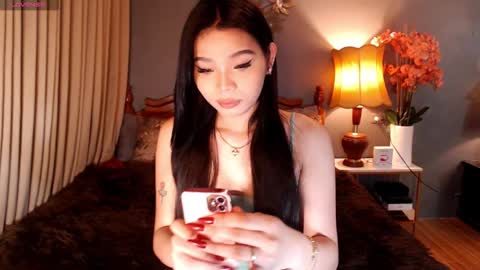 YOUR SIDECHIC HAILEY online show from 8, 2, 2025