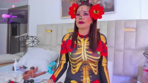 Halie  online show from 1, 11, 2025