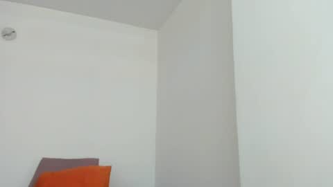 halle_1 online show from 21, 7, 2026
