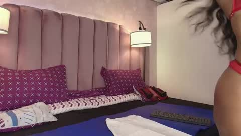  Hally Bans  online show from 6, 4, 2026