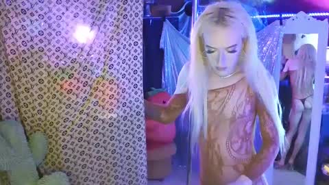 halovalentine online show from 11, 3, 2025